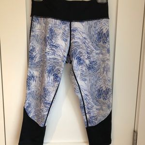 VIE Active Cropped Leggings